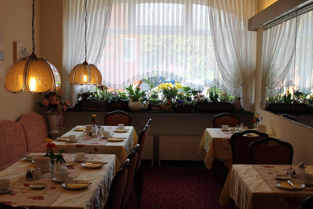 Hotel Luga Нюрнберг Экстерьер фото