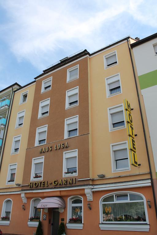 Hotel Luga Нюрнберг Экстерьер фото